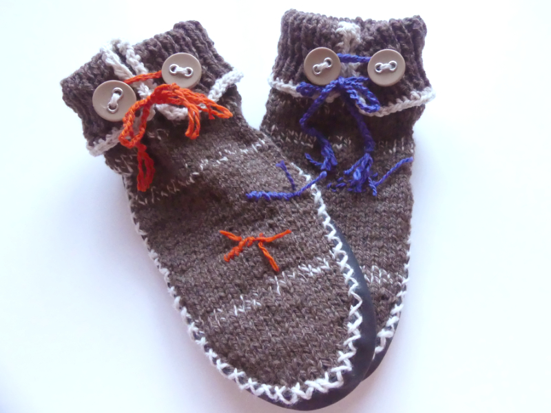 Hüttenschuhe stricken und gestalten