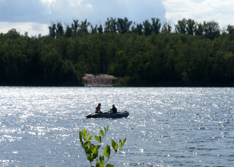 mit dem Boot auf dem See
