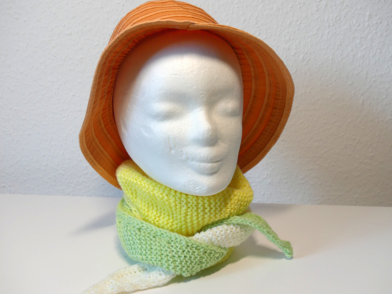 ein feiner Modetrend: Spphie Scarf, selbstgestrickt