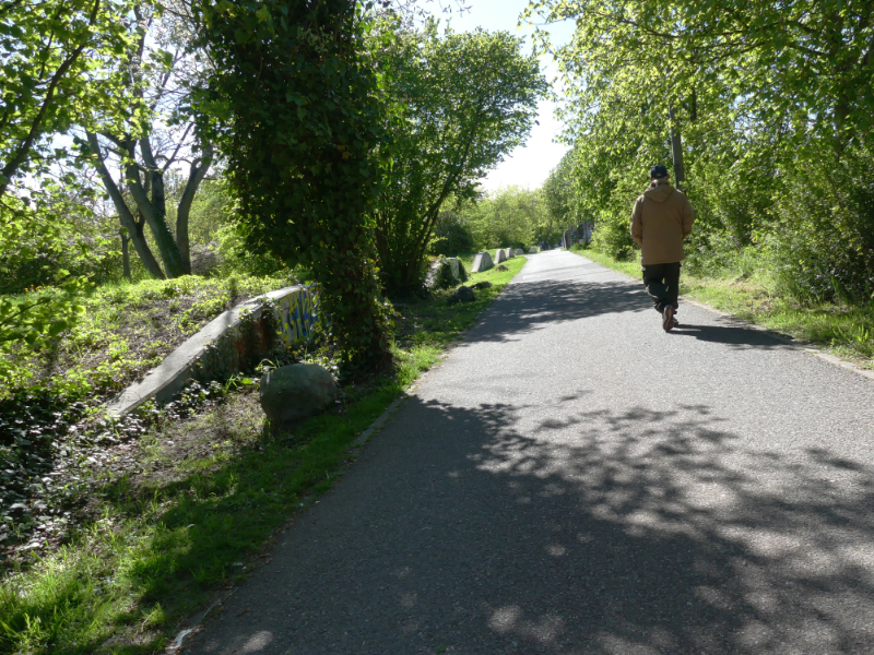 ein Rad-und Fußweg durch ganz Grünau bis zum Kulki